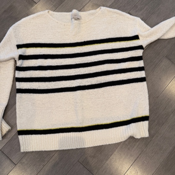 Loft - Picture 3 of 6